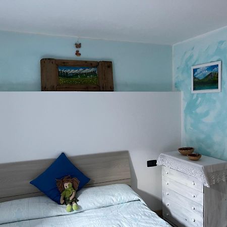 La Casa Di Pucci Nel Borgo Affrescato Di Parlasco Cortenova Exterior foto