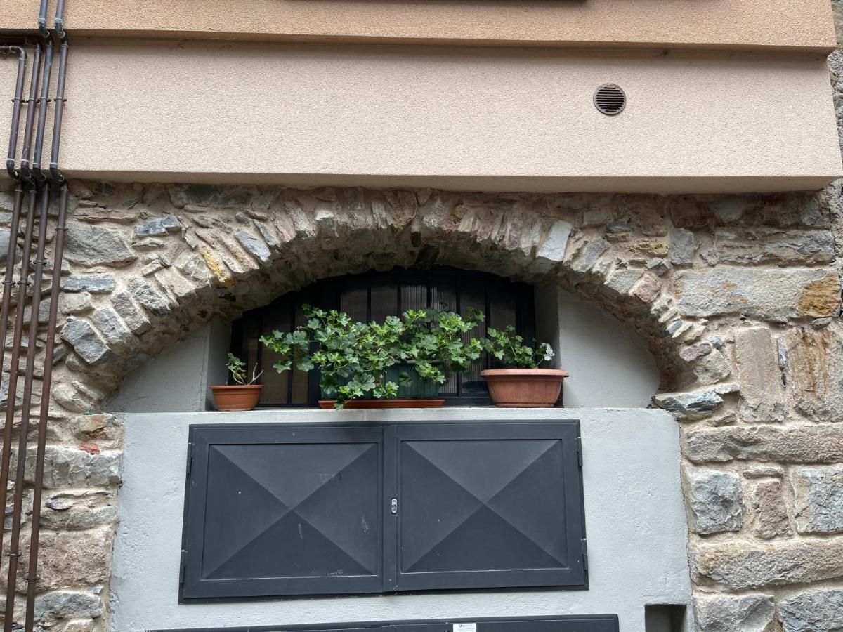 La Casa Di Pucci Nel Borgo Affrescato Di Parlasco Cortenova Exterior foto