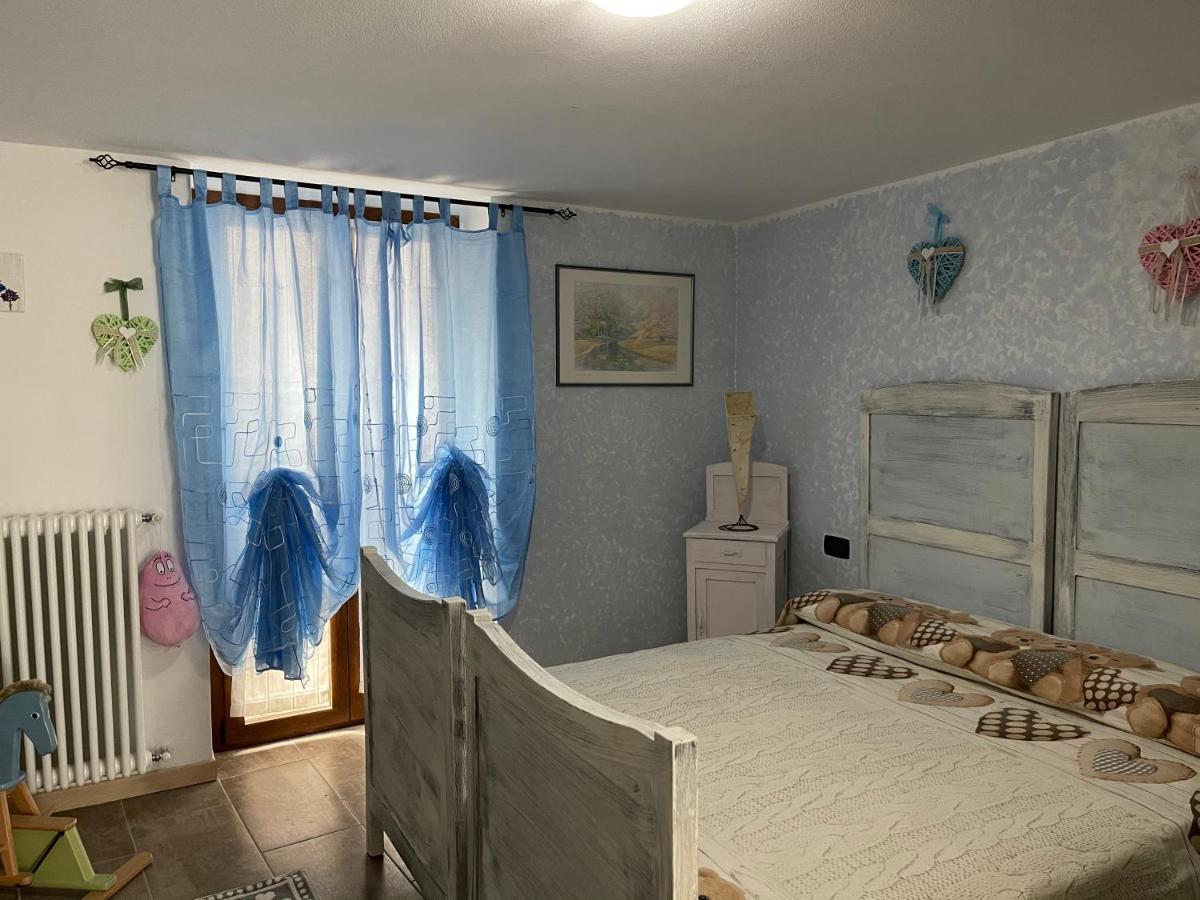 La Casa Di Pucci Nel Borgo Affrescato Di Parlasco Cortenova Exterior foto